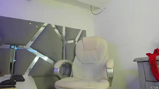 Arii_xxx on StripChat 
