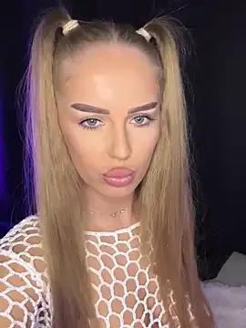 Freechat AubrieleRouj1 on StripChat