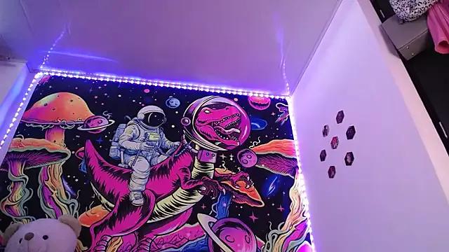BellaLiz_ on StripChat 