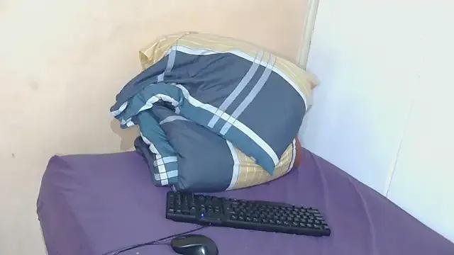 BigBootyStudent on StripChat 
