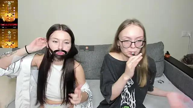 StripChat bitchdancer0 is Freechat bitchdancer0 — kissing