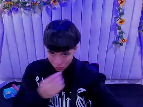 Freechat Bruno_Cruzz on StripChat