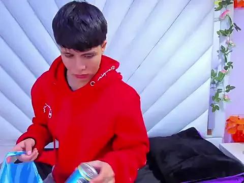 StripChat Bruno_Cruzz is Freechat Bruno_Cruzz — fingers in ass