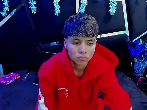 Freechat Bruno_Cruzz on StripChat