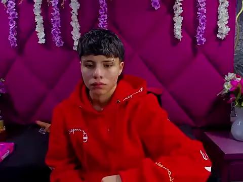 Freechat Bruno_Cruzz on StripChat