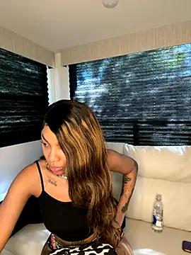 Group butterflybootyy on StripChat