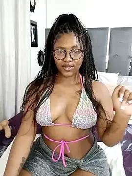 Freechat charmainexxx on StripChat