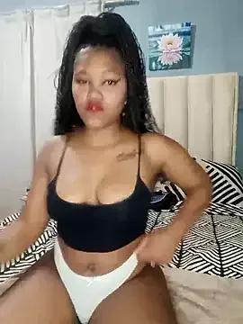 Freechat charmainexxx on StripChat