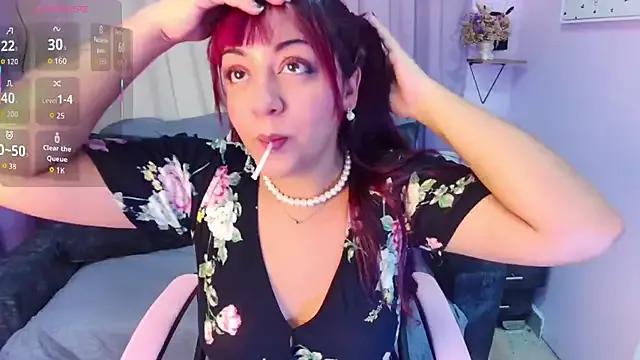 Freechat DaniniAnderson on StripChat