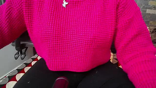 Freechat dayadubey_ on StripChat