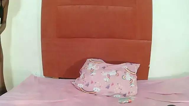 Freechat DesiredQueen25 on StripChat