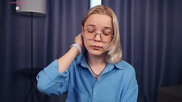 Freechat EdaKirkIin on StripChat