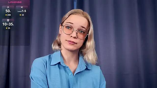 Freechat EdaKirkIin on StripChat