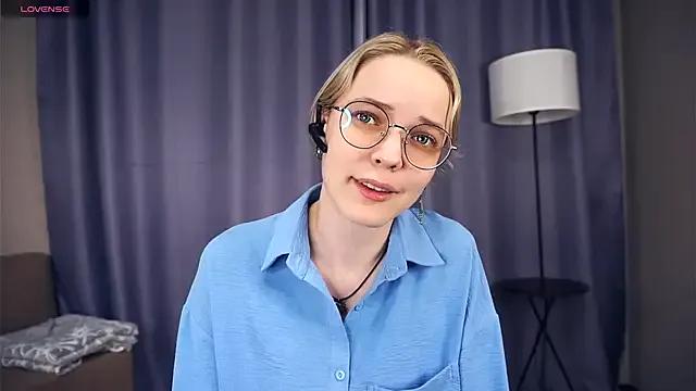 Freechat EdaKirkIin on StripChat