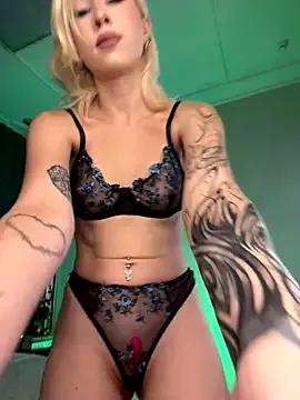 Freechat Elven_Elfie on StripChat