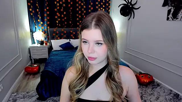 Freechat FollowLovee on StripChat