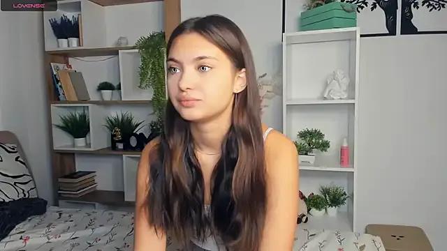 Freechat FunnyyMonkeyy on StripChat