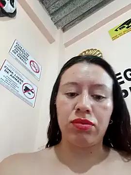 StripChat Hannah-colx is Freechat Hannah-colx — Remove panties and bra in the office