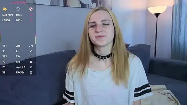 Freechat HelenMartines on StripChat