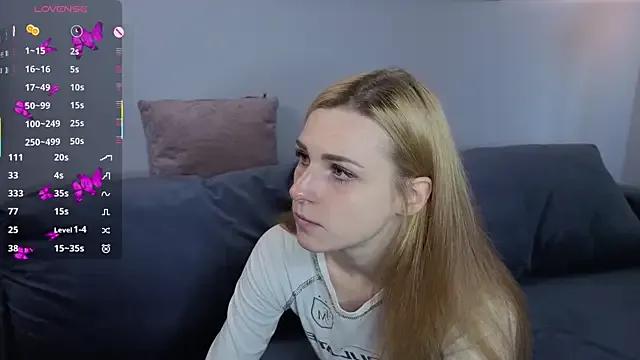 Freechat HelenMartines on StripChat