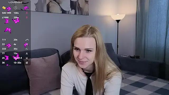 Freechat HelenMartines on StripChat