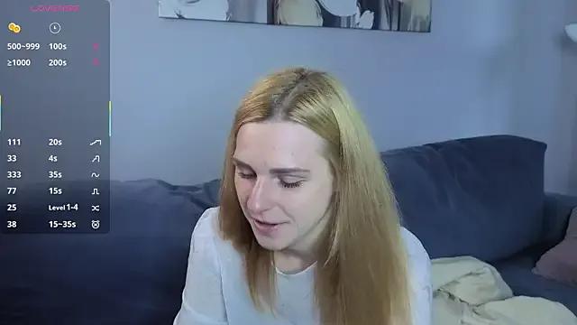 Freechat HelenMartines on StripChat