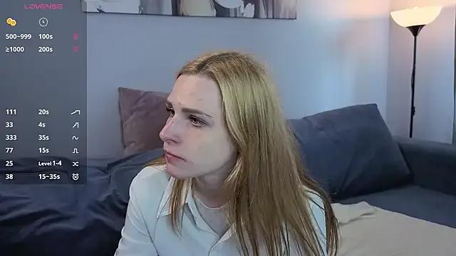 Freechat HelenMartines on StripChat