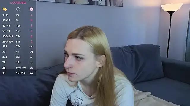 Freechat HelenMartines on StripChat