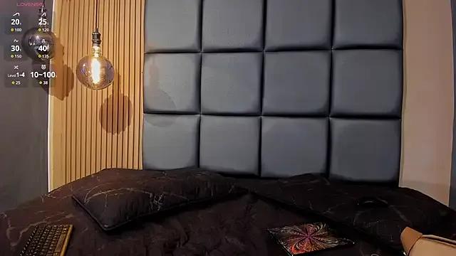 HOTTY_RED_ on StripChat 