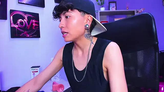 StripChat Im_Mathias is Freechat Im_Mathias — flash ass