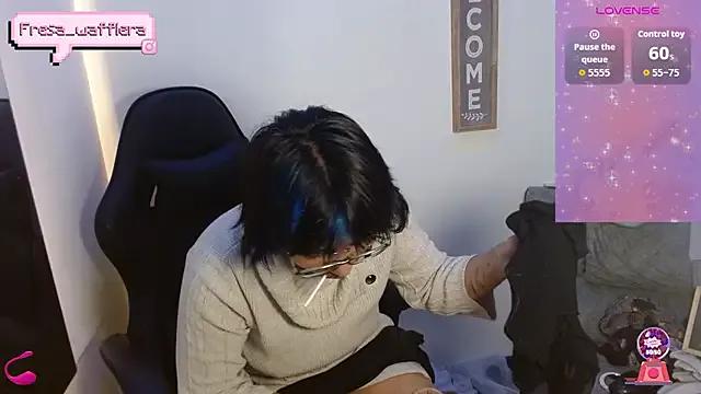 KinkyDoll69_ on StripChat 