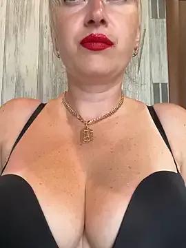 Kittenforyou on StripChat 