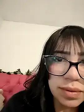 Kitty_Melodi on StripChat 