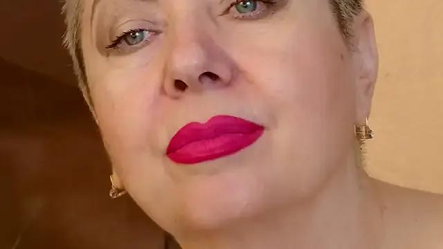 Freechat LadyPosh on StripChat