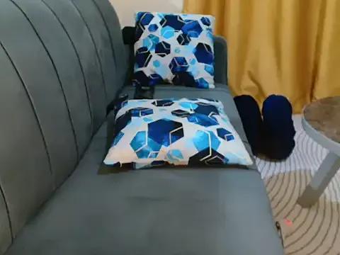 leslysexygirl on StripChat 