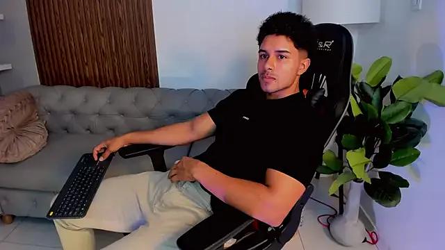 Freechat liam_collins21 on StripChat