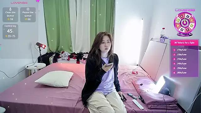 Liliya-77 on StripChat 