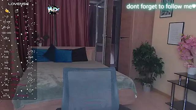 LiSinDoll on StripChat 