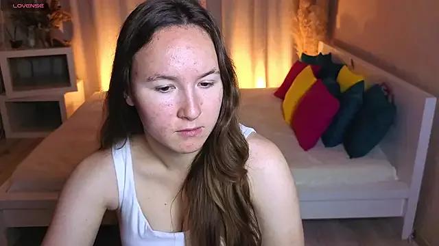 Little_doll_meow on StripChat 