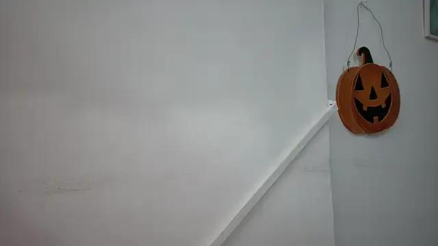 Lizbeth_Rouse — drops of milk in dildo