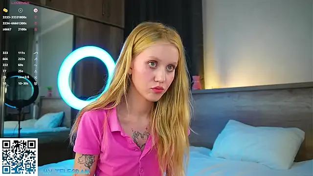 LolySun on StripChat 