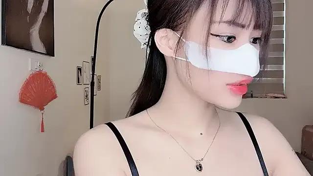 Freechat MaiLiiil on StripChat