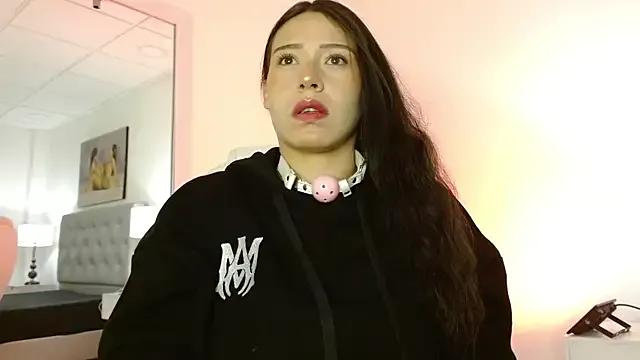 Freechat Mariaaam_ on StripChat