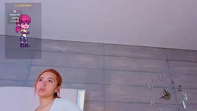 MilleyJones on StripChat 