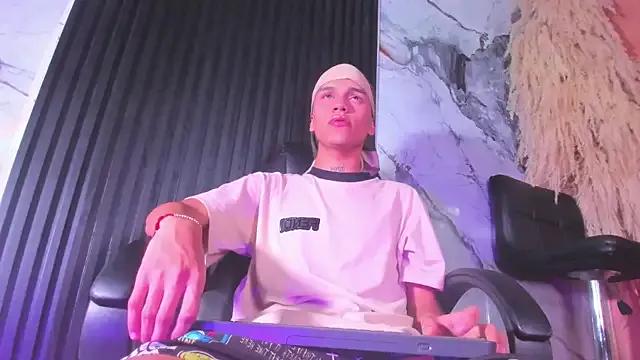 StripChat milo_crave is Freechat milo_crave — show cum