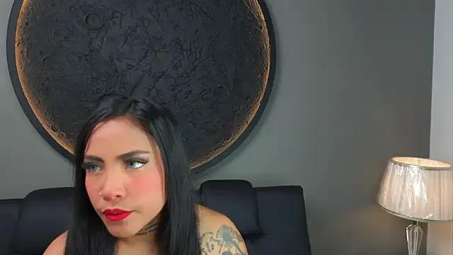 miss_vaiolette on StripChat 