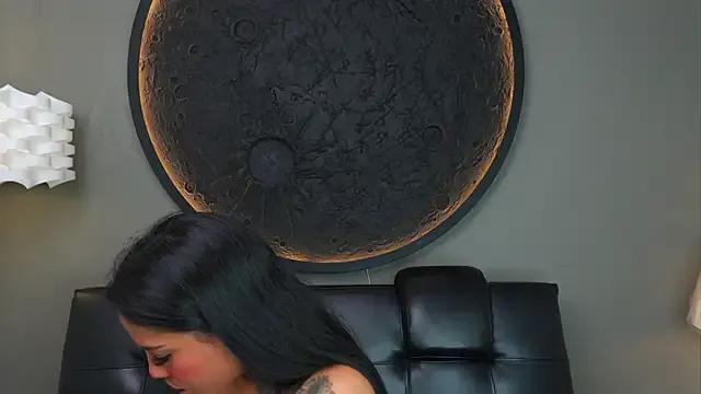 miss_vaiolette on StripChat 
