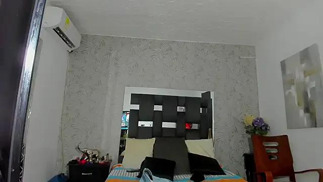 Freechat MissDiabla_ on StripChat