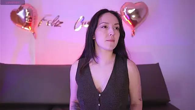molly_marmalade_ on StripChat 