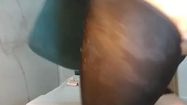 mollyguns on StripChat 